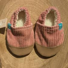 Titot avec pointes en cuir